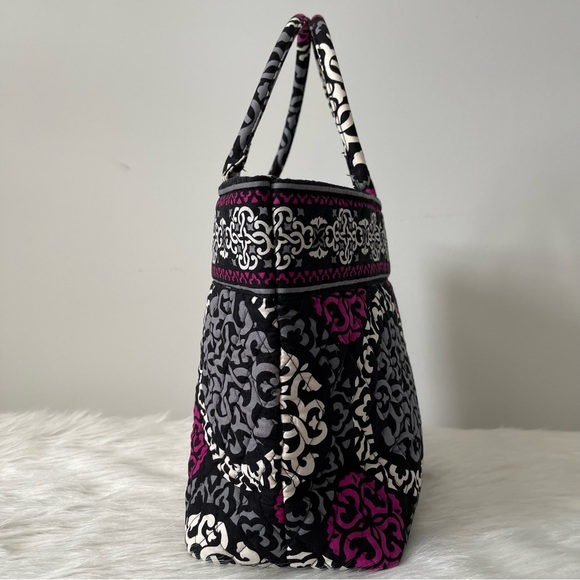 Vera Bradley Medium Tote in Canterberry Magenta Quilted - Picture 4 of 10